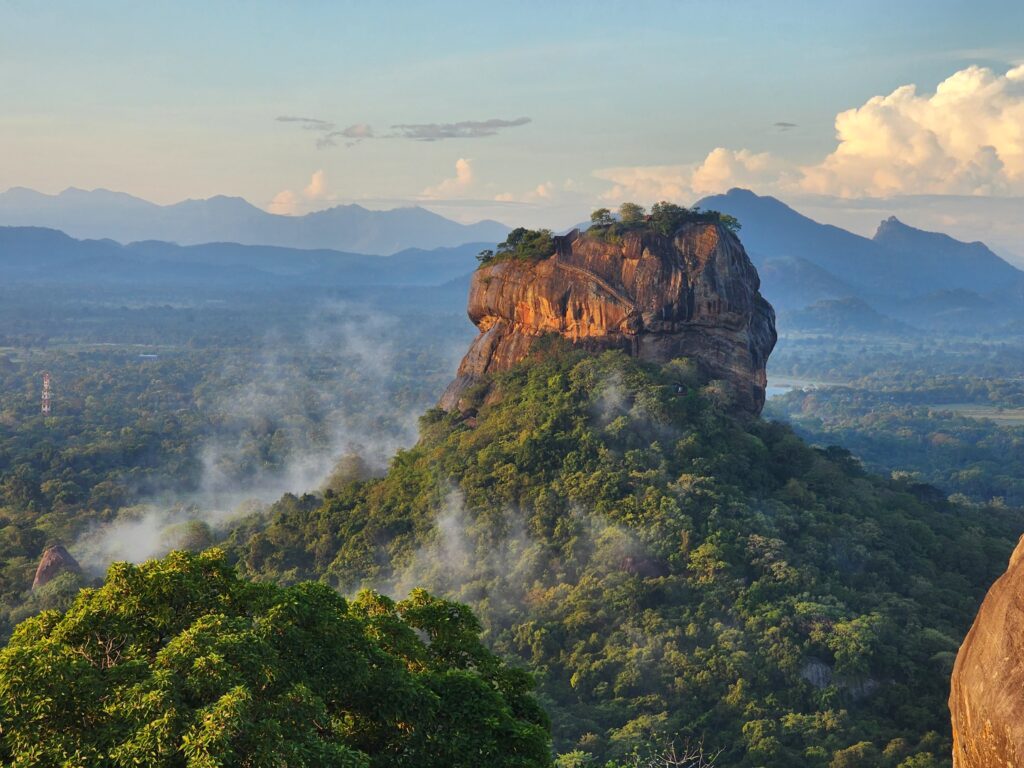Sigiriya,Rock,?,From,Sri,Lenka,And,Sky,Views